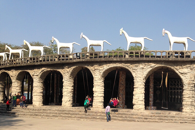 Jammu to Dalhousie Airport Taxi Service